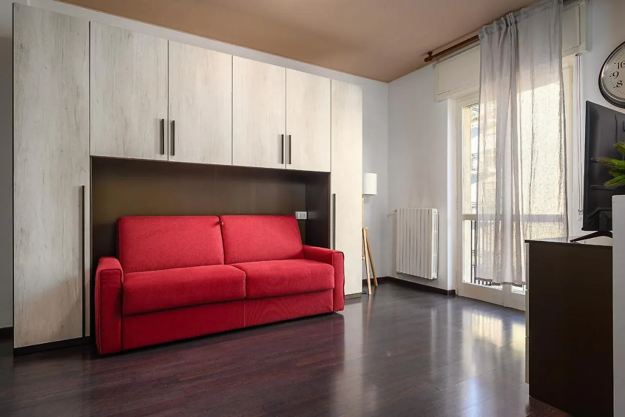 Appartamento Gressoney 6-Sx - Monolocale Cool Milano 0*,  Italia